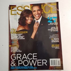 ESSENCE MAGAZINE. OCTOBER 2016. THE OBAMAS.